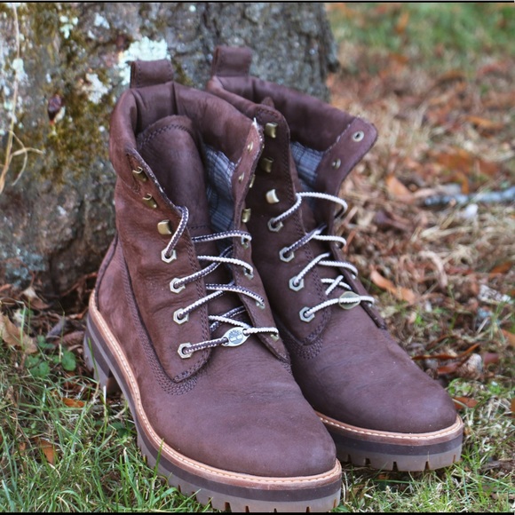 Women’s Size 11 Timberland Boots - Picture 3 of 4